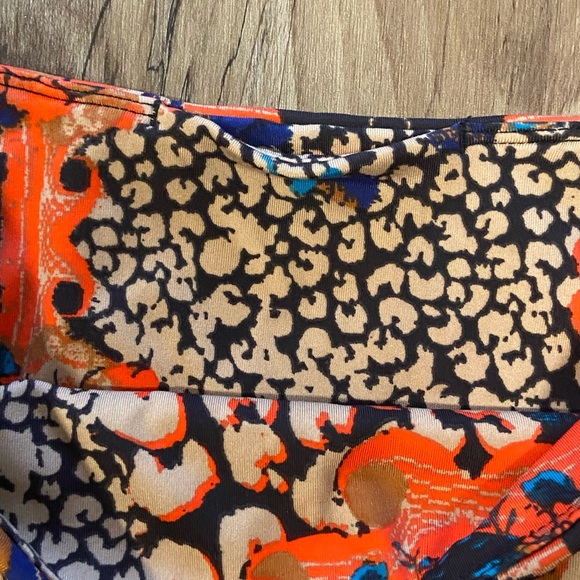 Free People Movement high rise 7/8 length floral bright colorful leggings - Picture 8 of 9